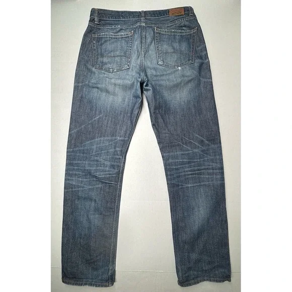 Cremieux Premium Straight Men's 34X 34 Blue Jeans Whiskers Cotton Denim Street - Picture 3 of 10